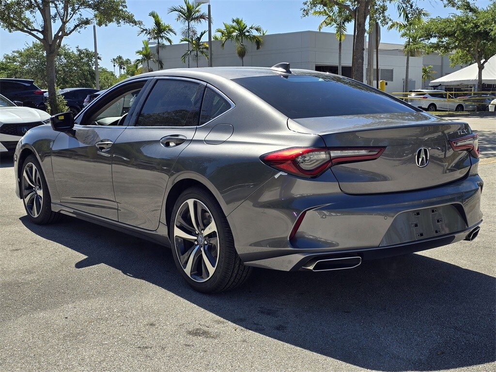 2025 Acura TLX Technology photo 4