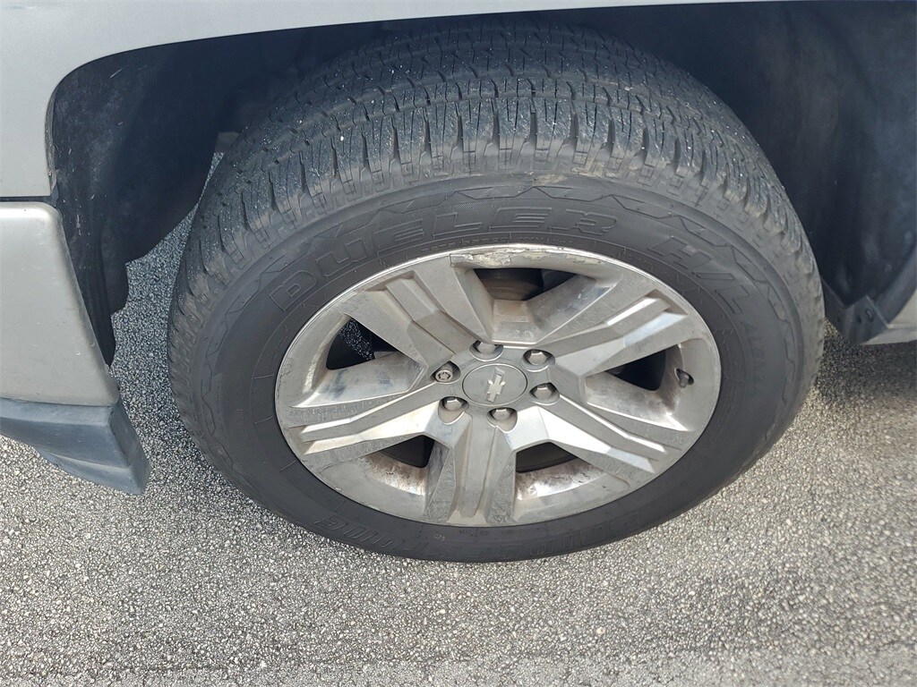 2018 Chevrolet Silverado 1500 Custom photo 4