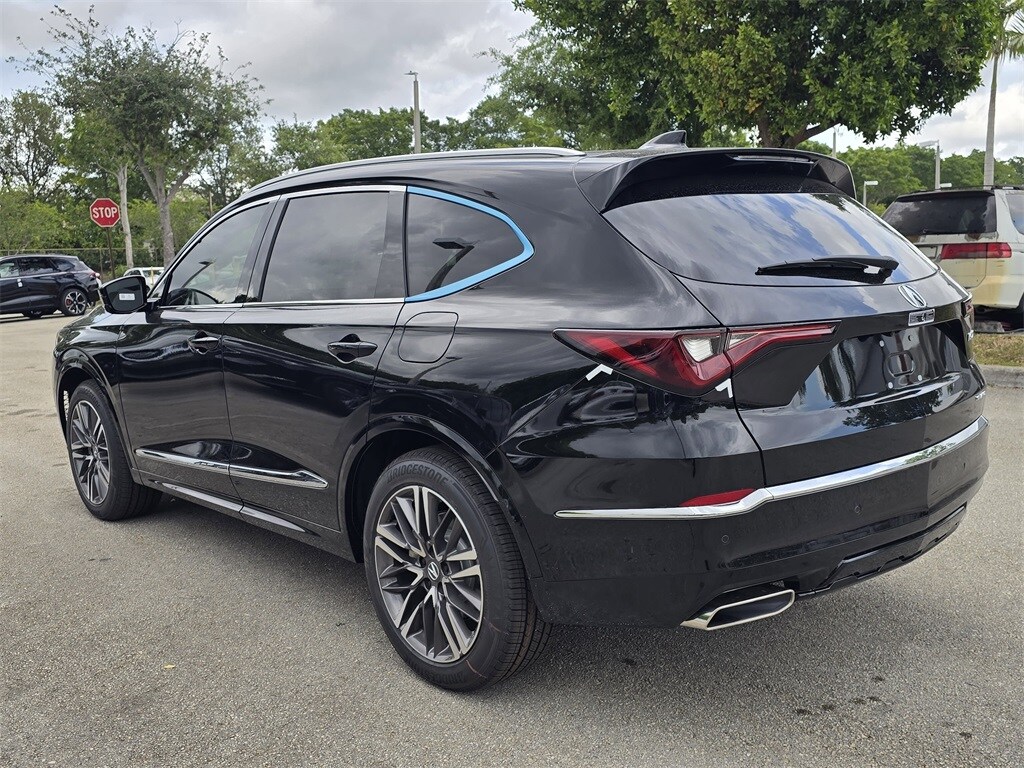 2026 Acura MDX SH-AWD Advance photo 4