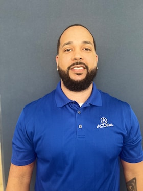 Staff member Robert Aguero from f172c1595b58