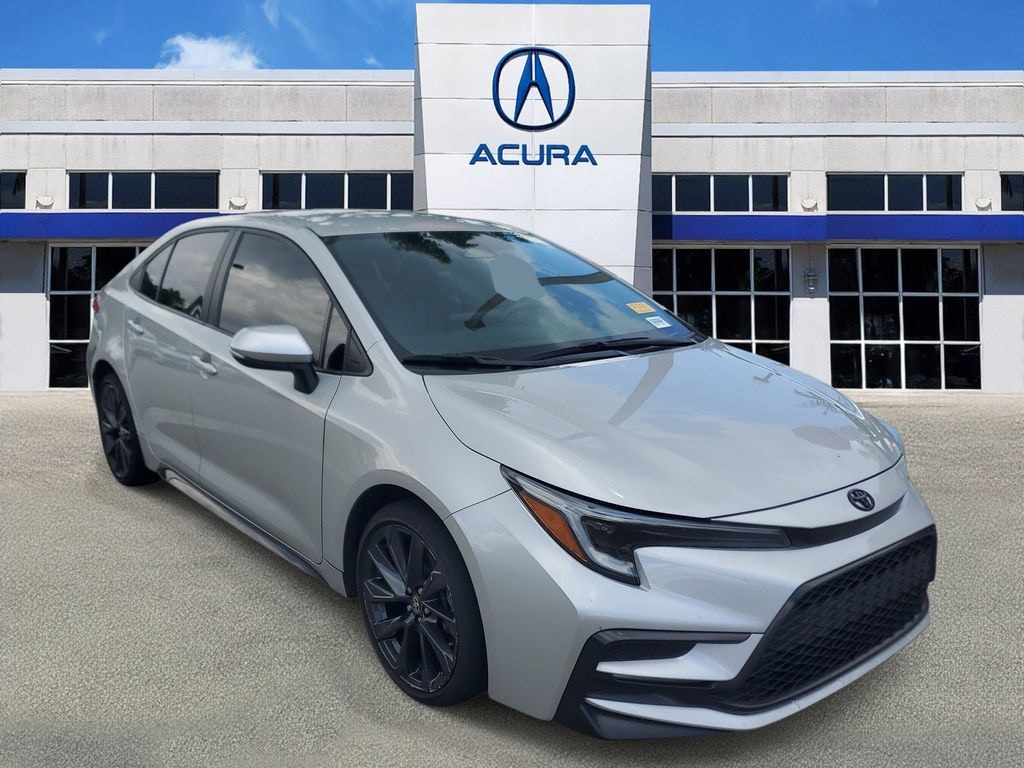 Used 2024 Toyota Corolla SE Sedan