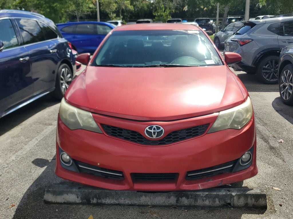 Used 2013 Toyota Camry SE Sedan
