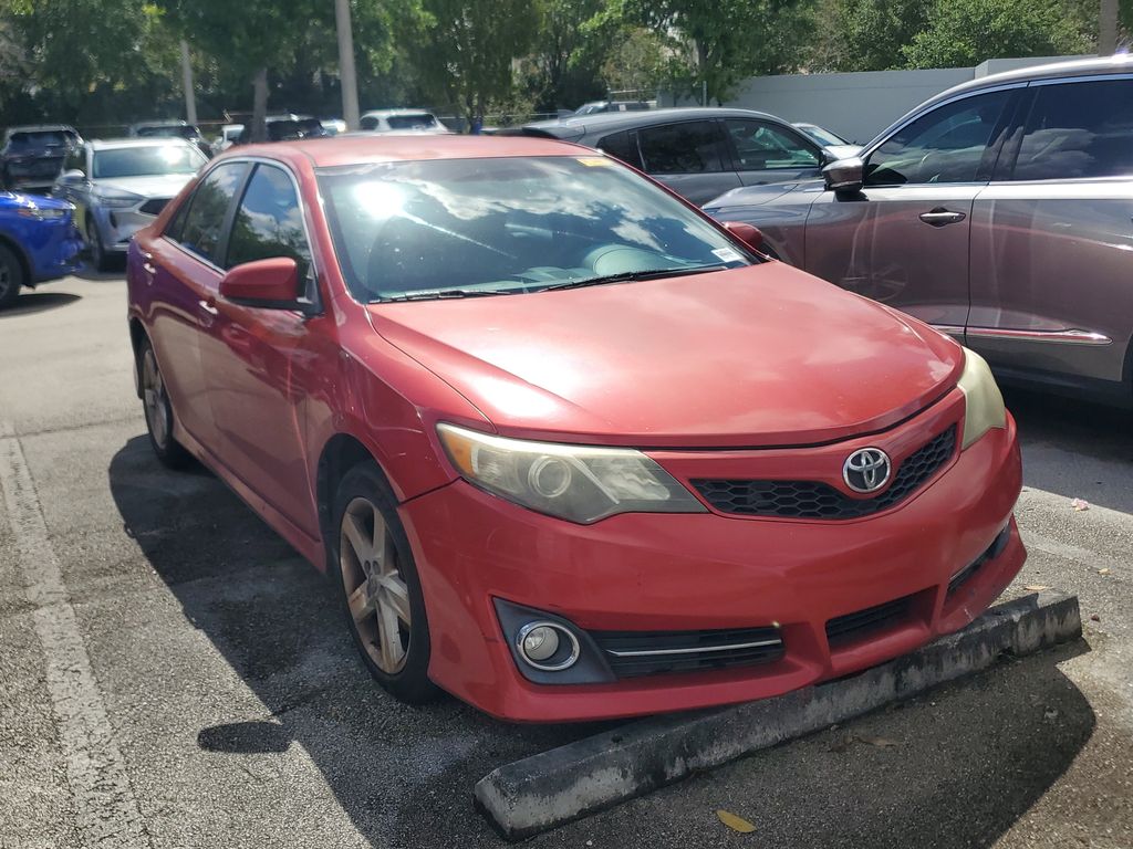 2013 Toyota Camry SE