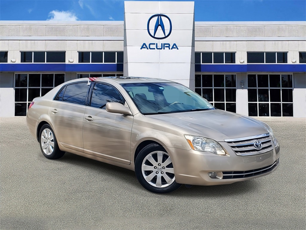 2005 Toyota Avalon XLS