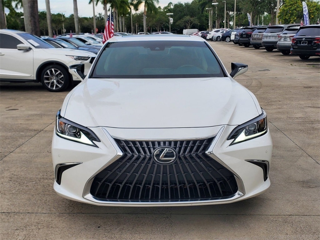 Used 2023 Lexus ES 350 with VIN 58ADZ1B18PU157575 for sale in Pembroke Pines, FL