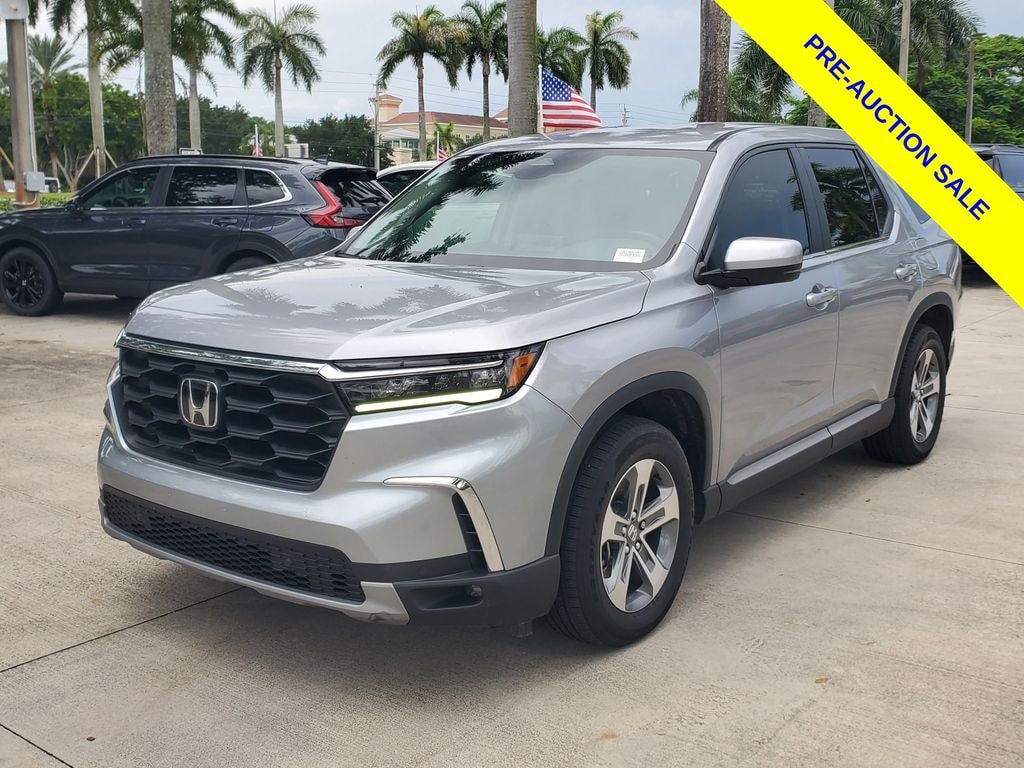Used 2024 Honda Pilot EX-L 8 Passenger SUV