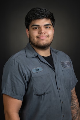 Staff member Willie Konwai from 5fde1feca96b