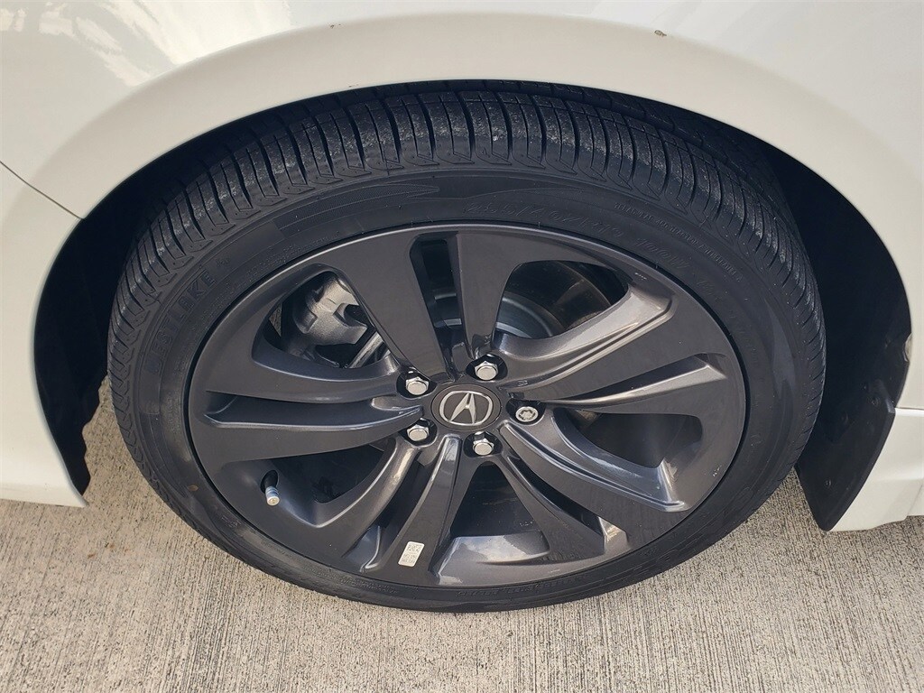 2022 Acura TLX A-Spec photo 4