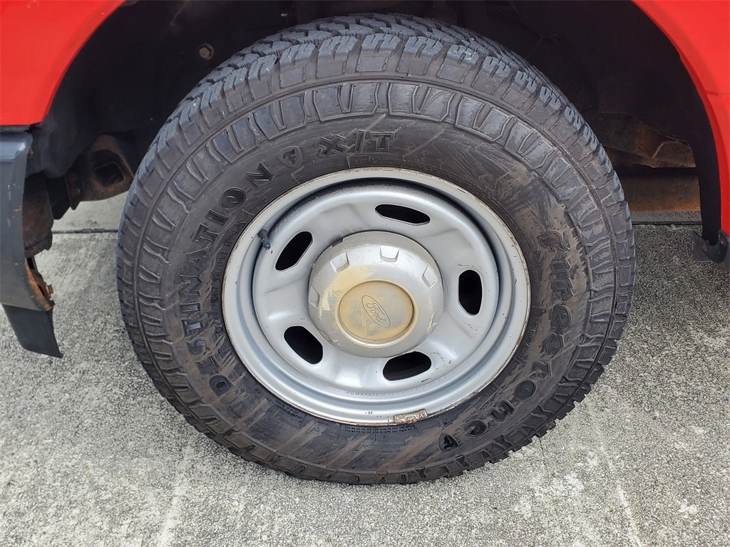 Used 2017 Ford Super Duty F-250 SRW XL XL 2WD Reg Cab 8 Box