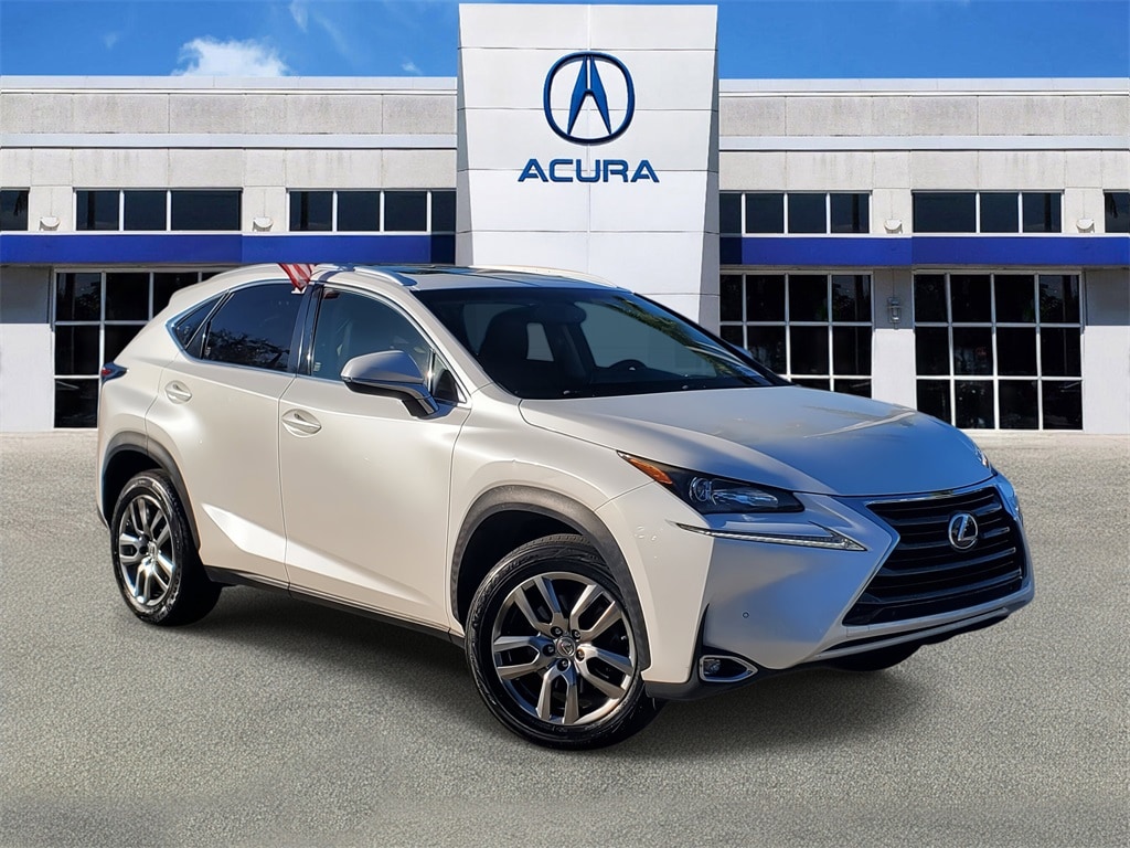 2015 Lexus NX 200t's photo