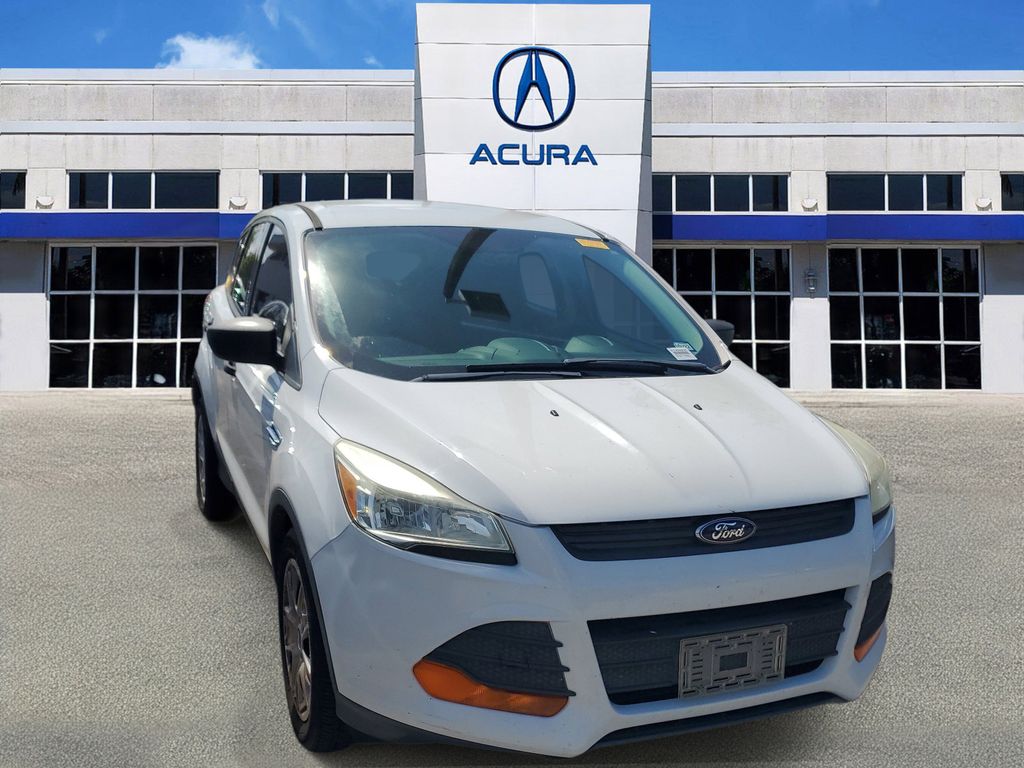 2016 Ford Escape S