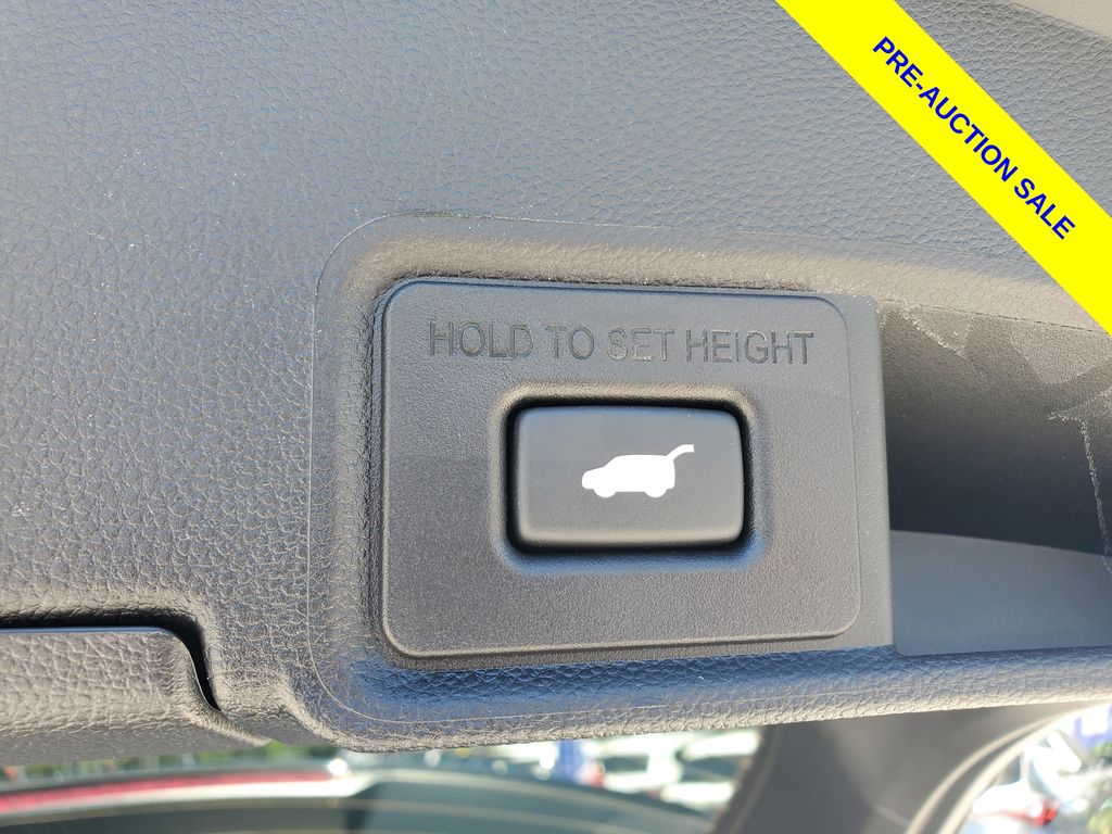 2025 Acura RDX Base - Photo 9