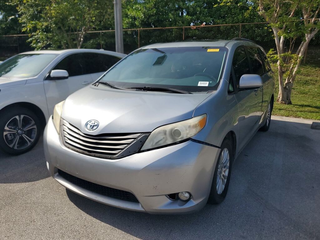 Used 2014 Toyota Sienna XLE Van