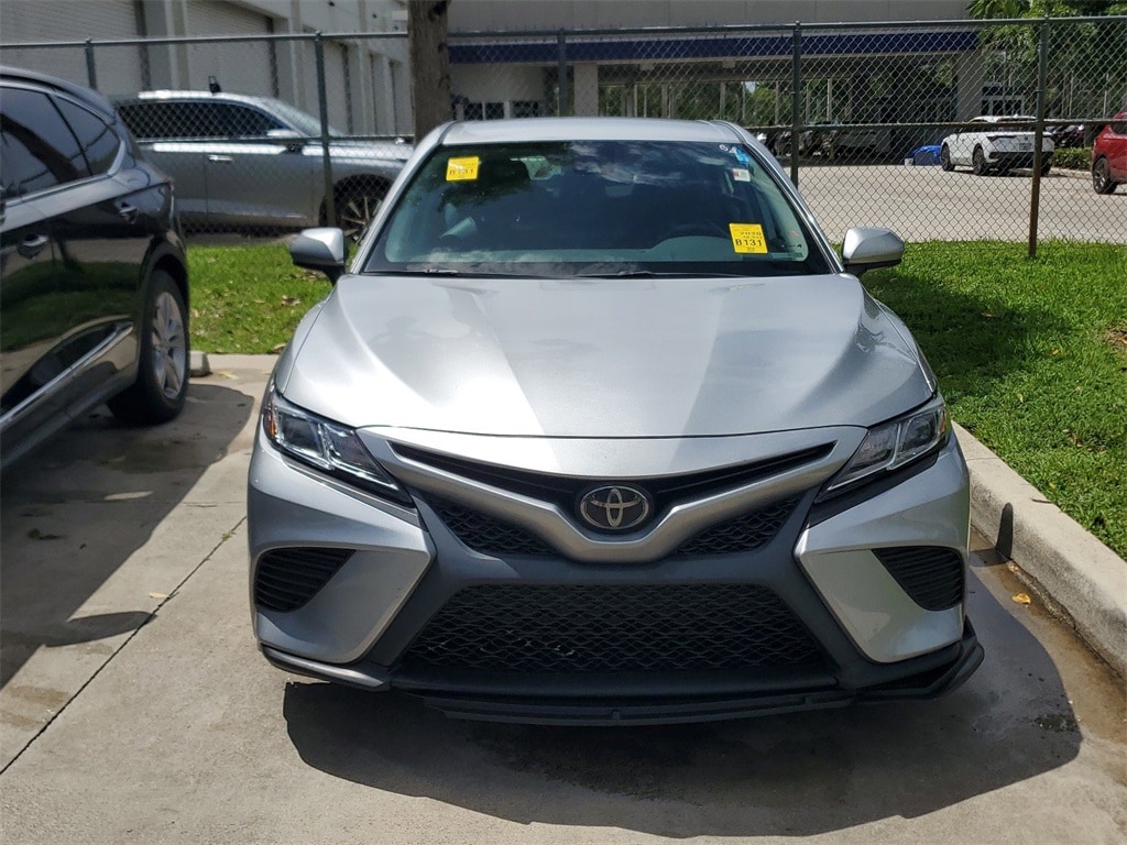 Used 2020 Toyota Camry SE with VIN 4T1G11AK0LU378023 for sale in Pembroke Pines, FL