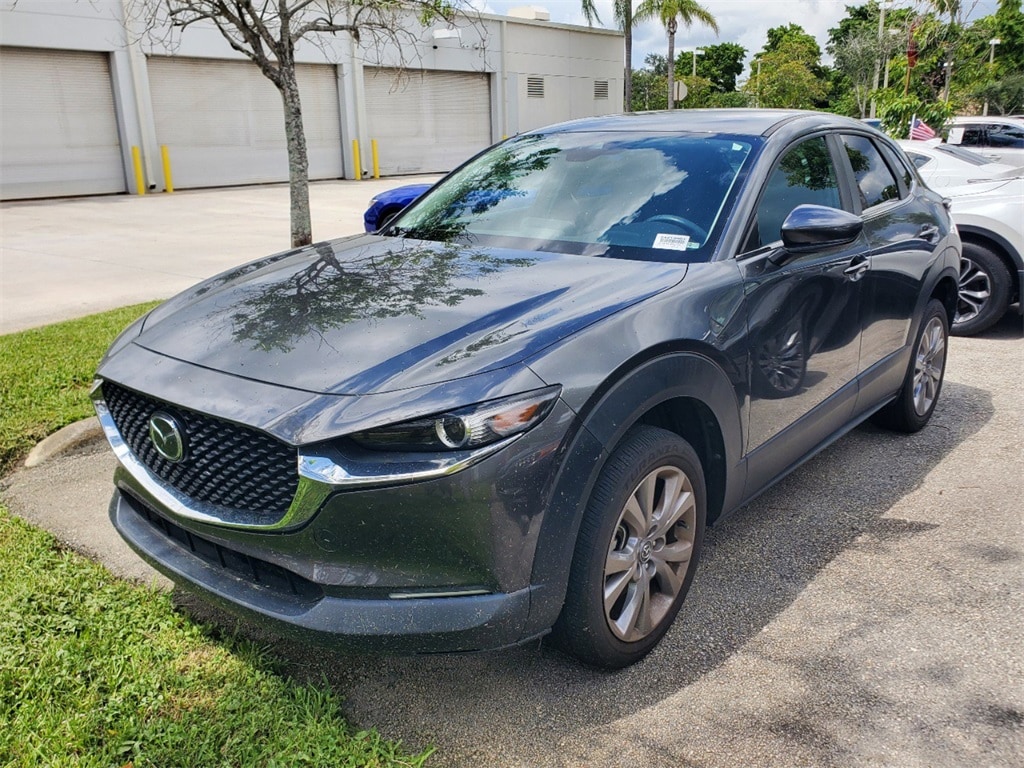 Used 2021 Mazda CX-30 Select with VIN 3MVDMABL4MM317946 for sale in Pembroke Pines, FL