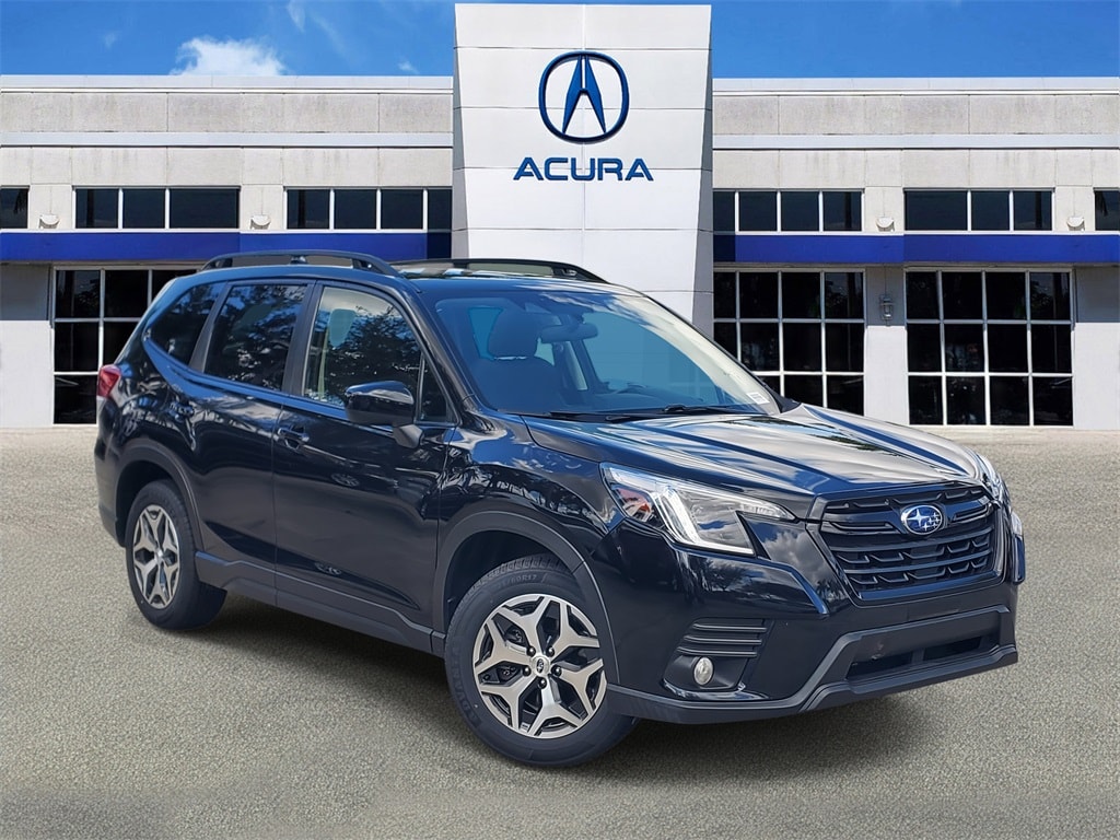 Used 2023 Subaru Forester Premium SUV