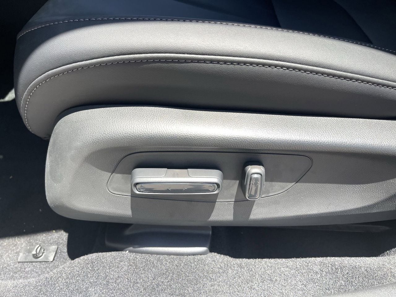 New 2026 Platinum White Pearl Acura Base image 23