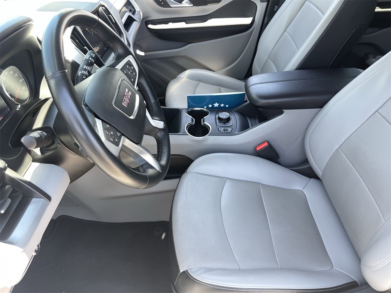 Image 20 of 2024 GMC Terrain