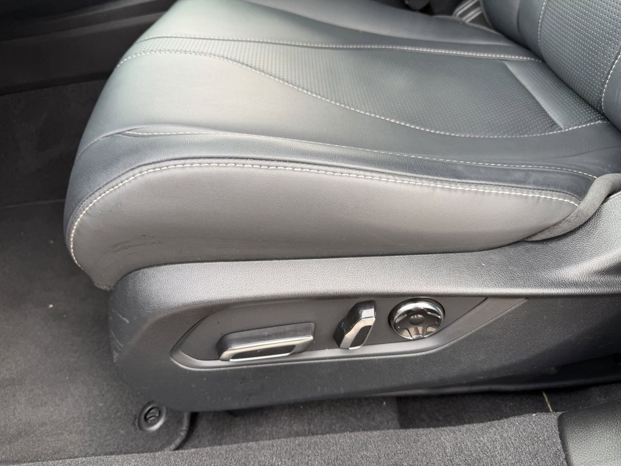 Certified Used 2023 Modern Steel Metallic Acura Technology Package image 28