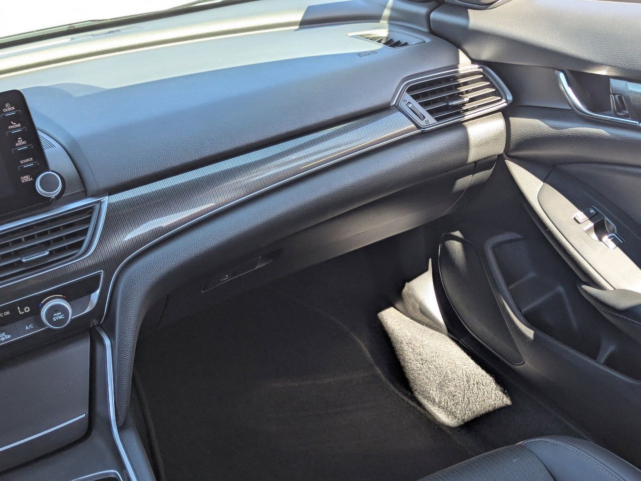 Used 2022 Sonic Gray Pearl Honda Sport image 17