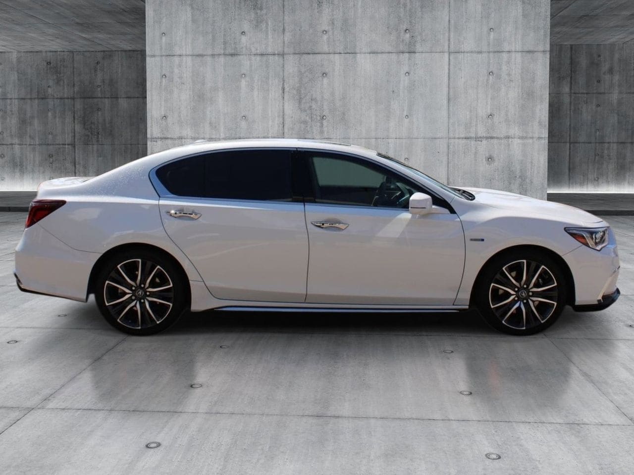 Used 2020 Platinum White Pearl Acura Advance Package SH-AWD image 6