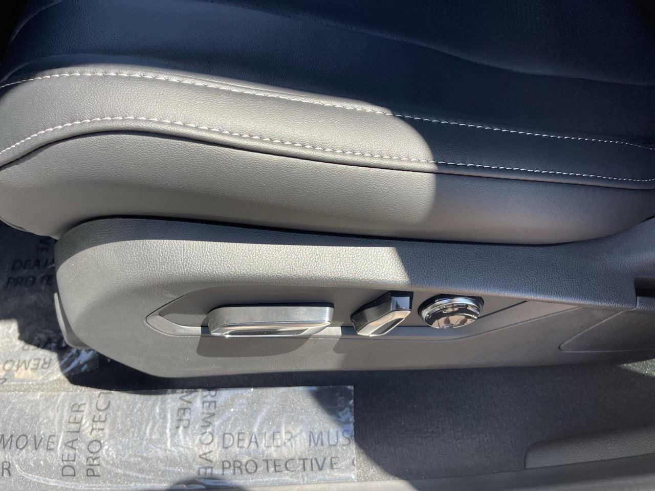 New 2026 Platinum White Pearl Acura FWD Technology Package image 22