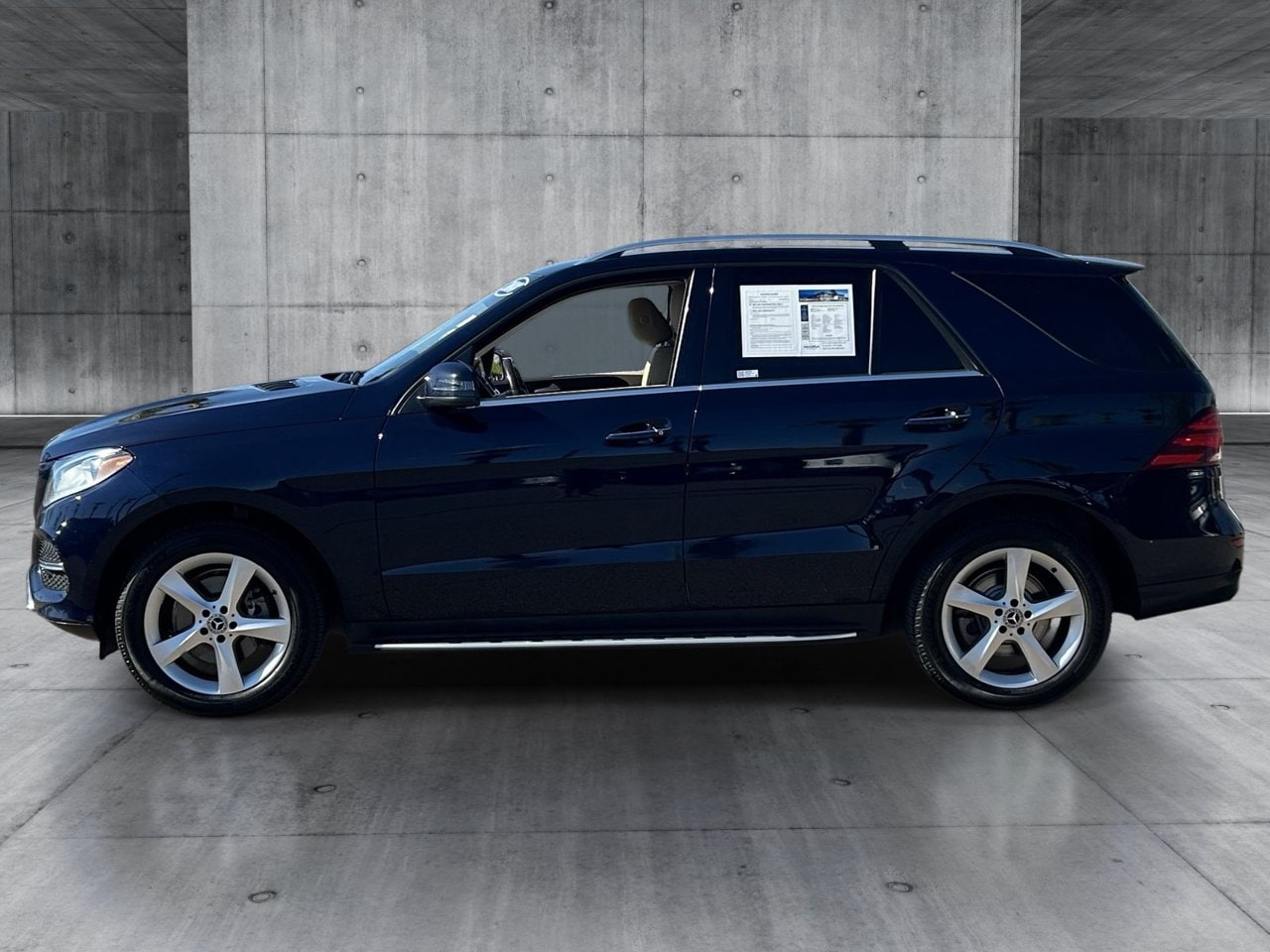 Used 2018 Lunar Blue Metallic Mercedes-Benz GLE 350 4maticÂ® image 2