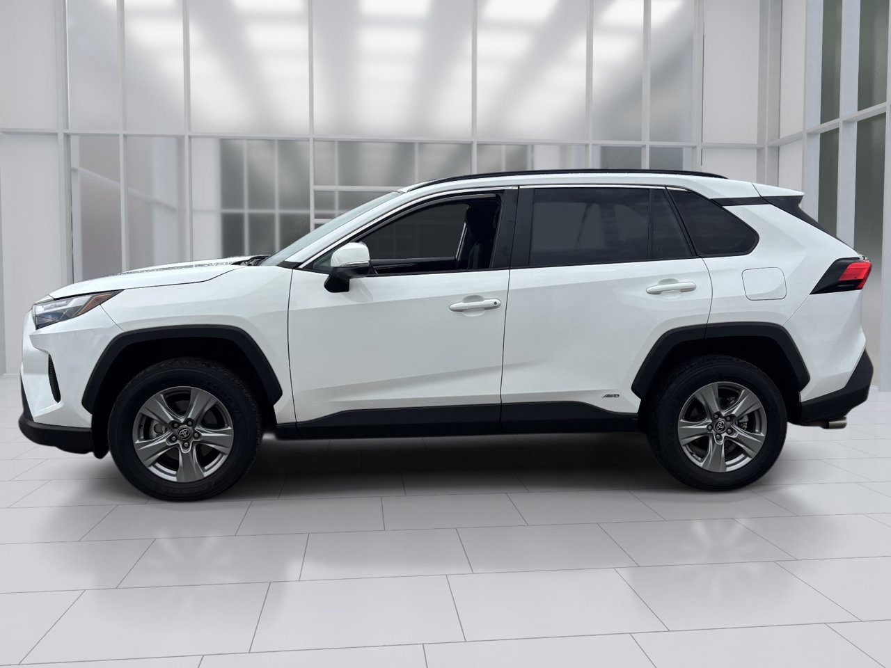 Used 2025 Toyota RAV4 Hybrid XLE SUV