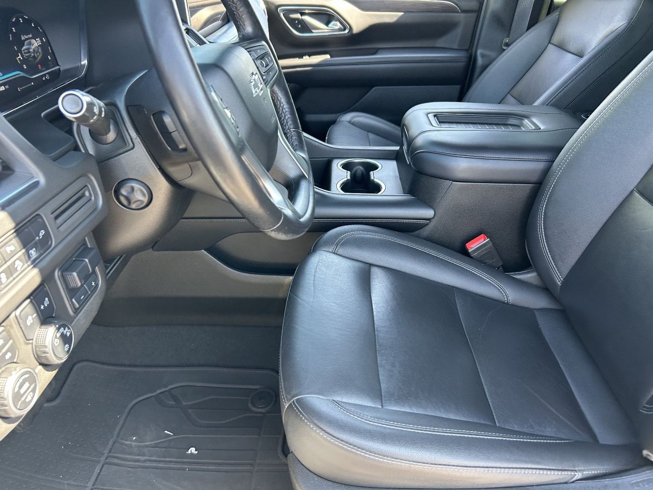 Used 2022 Iridescent Pearl Tricoat Chevrolet Z71 image 29