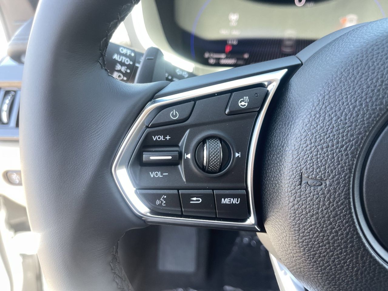New 2026 Platinum White Pearl Acura SH-AWD Advance Package image 32