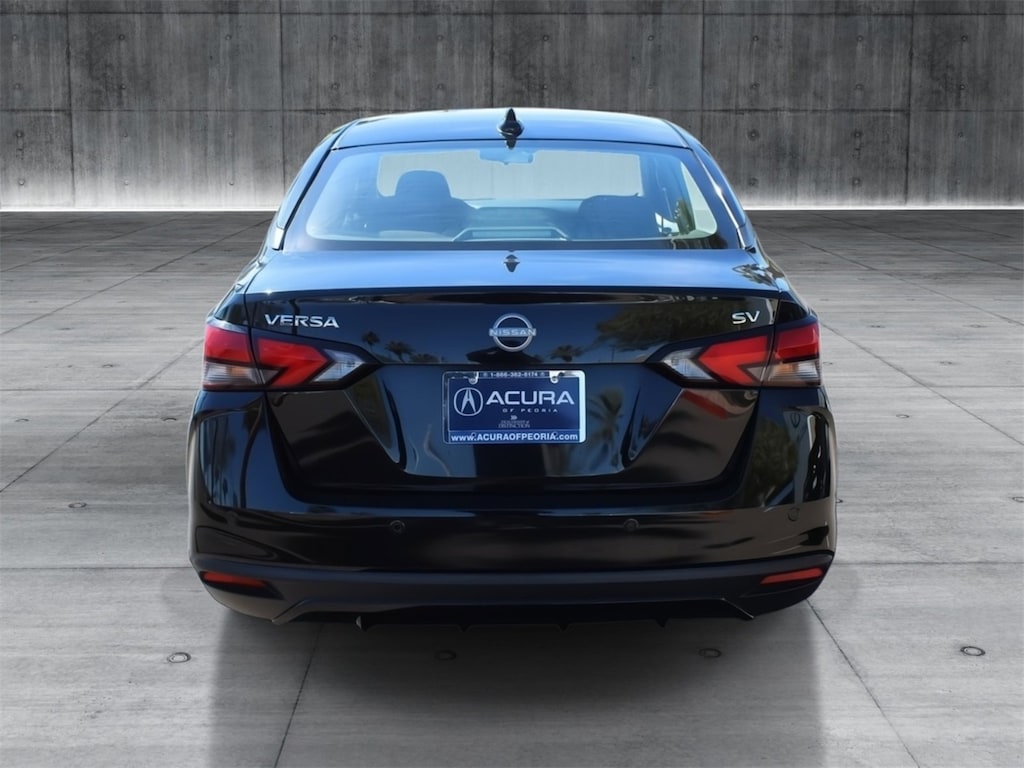 Used 2023 Nissan Versa 1.6 SV Sedan