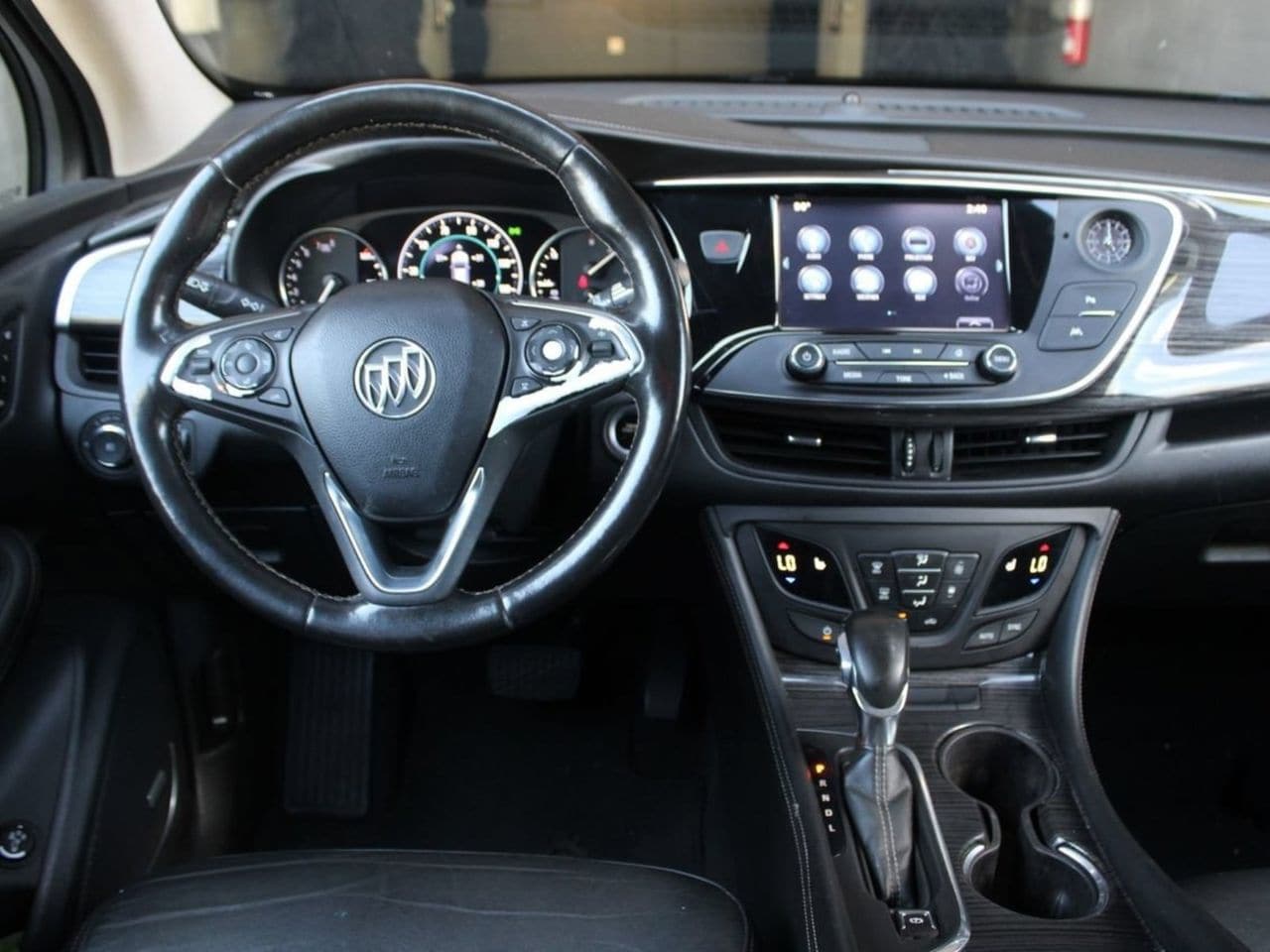 Used 2018 Ebony Twilight Metallic Buick Premium I image 18