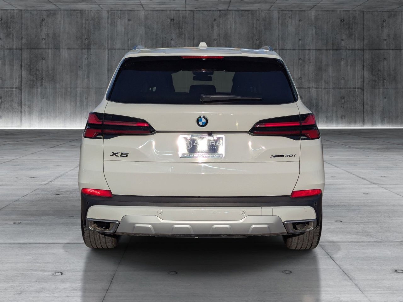 Used 2026 Alpine White BMW xDrive40i image 4