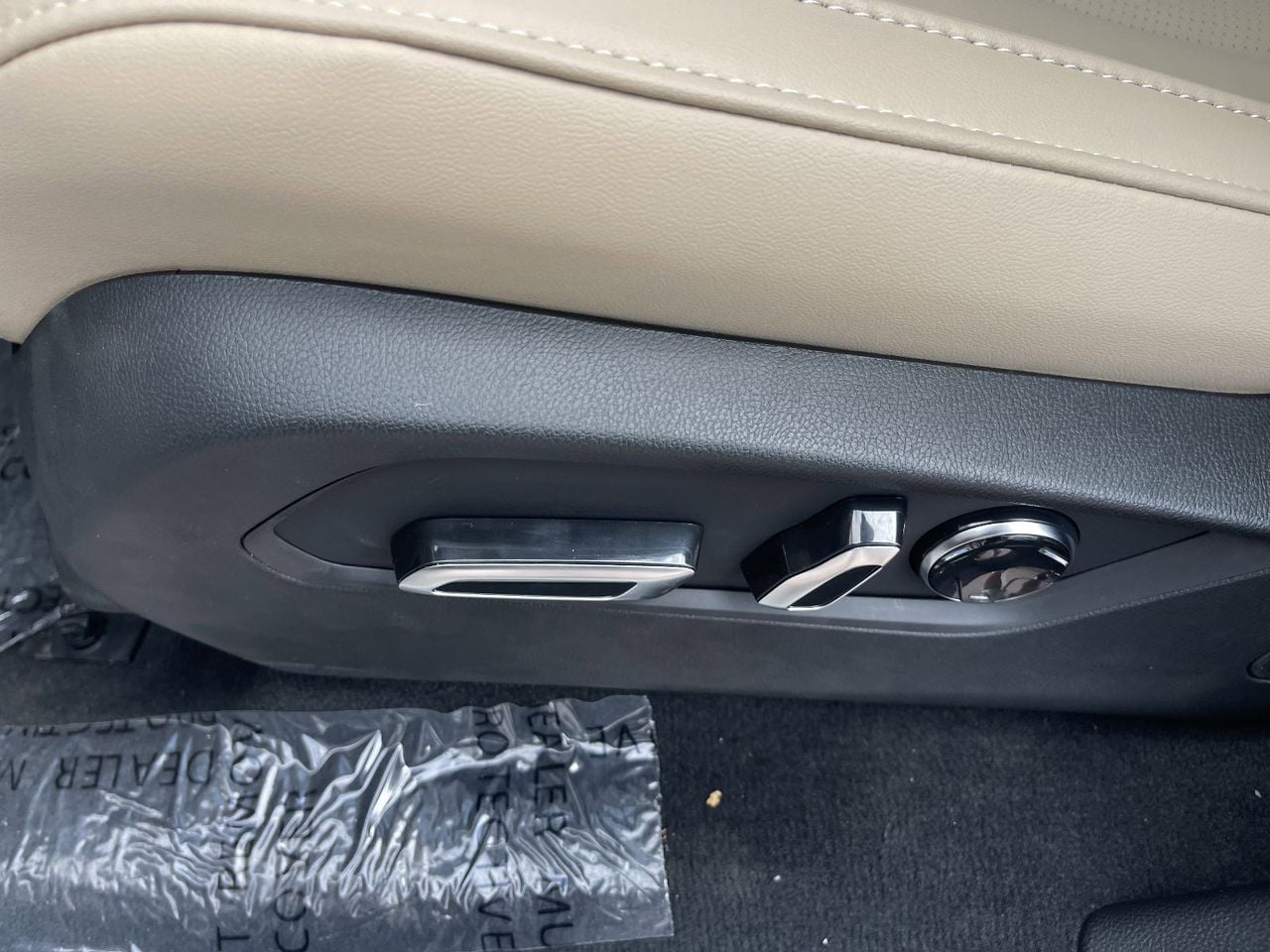 New 2026 Platinum White Pearl Acura FWD Technology Package image 24