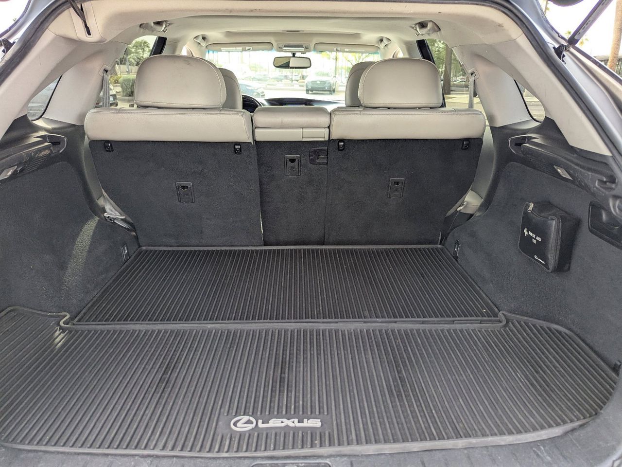 Used 2015 Obsidian Lexus 350 image 10