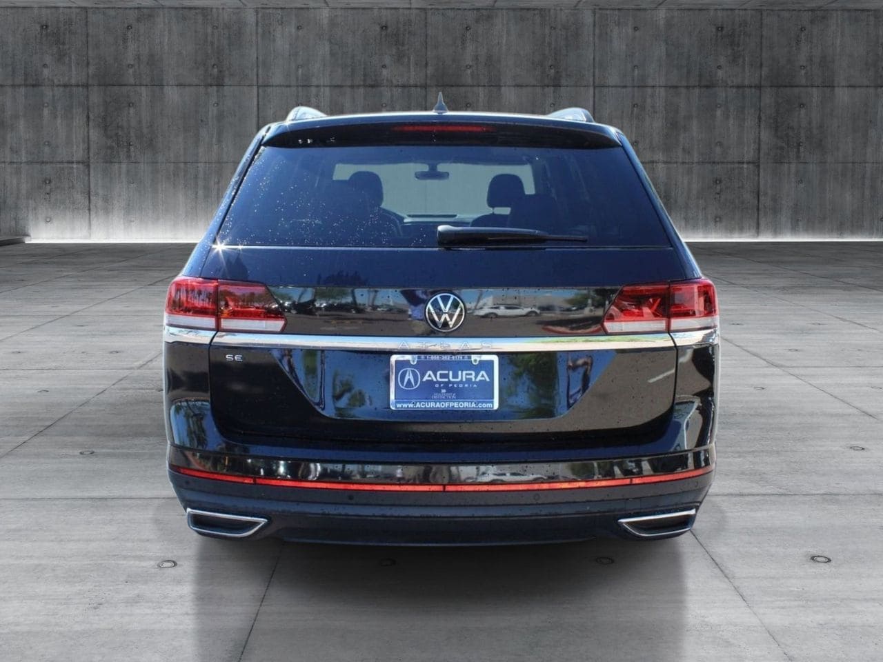 Used 2021 Deep Black Pearl Volkswagen 2.0T SE w/Technology image 4