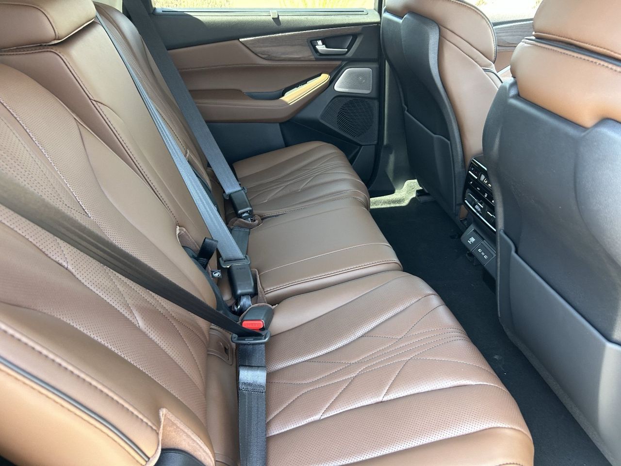 New 2026 Majestic Black Pearl Acura SH-AWD Advance Package image 15