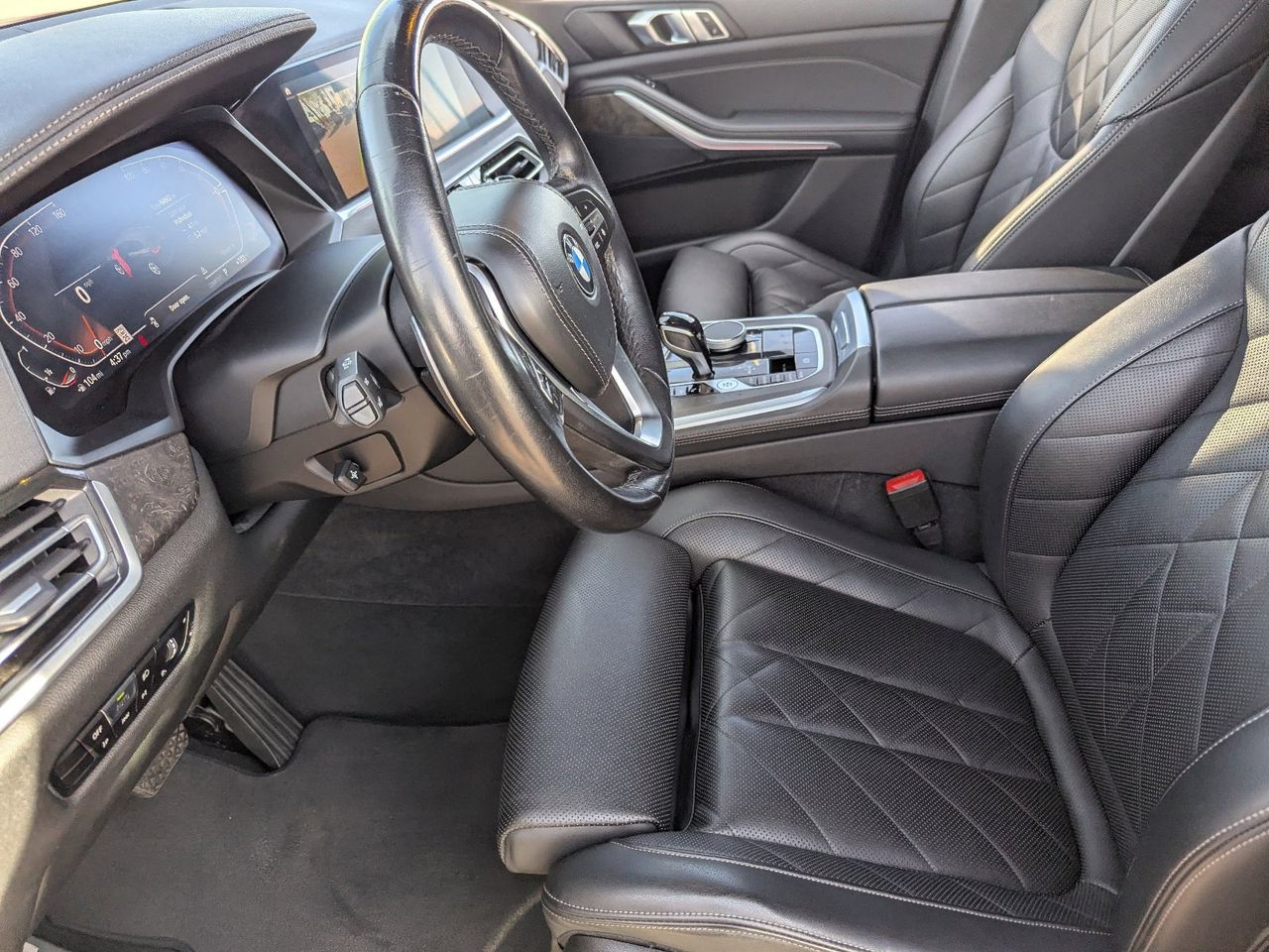 Used 2023 Black Sapphire Metallic BMW sDrive40i image 29