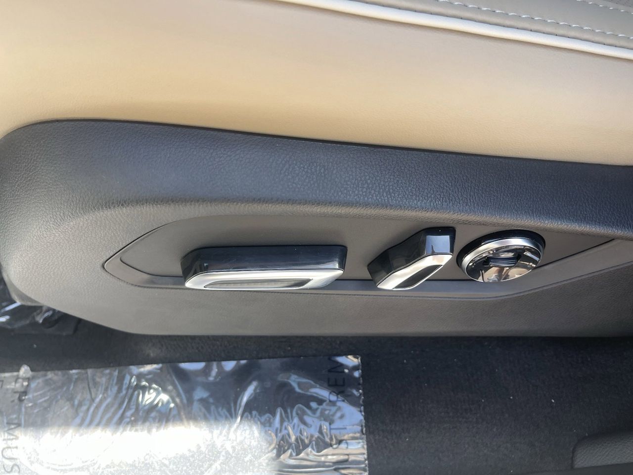 New 2026 Platinum White Pearl Acura SH-AWD Advance Package image 24