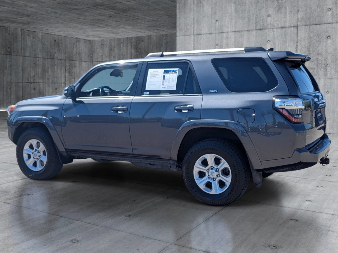 Used 2023 Magnetic Gray Metallic Toyota SR5 Premium image 3