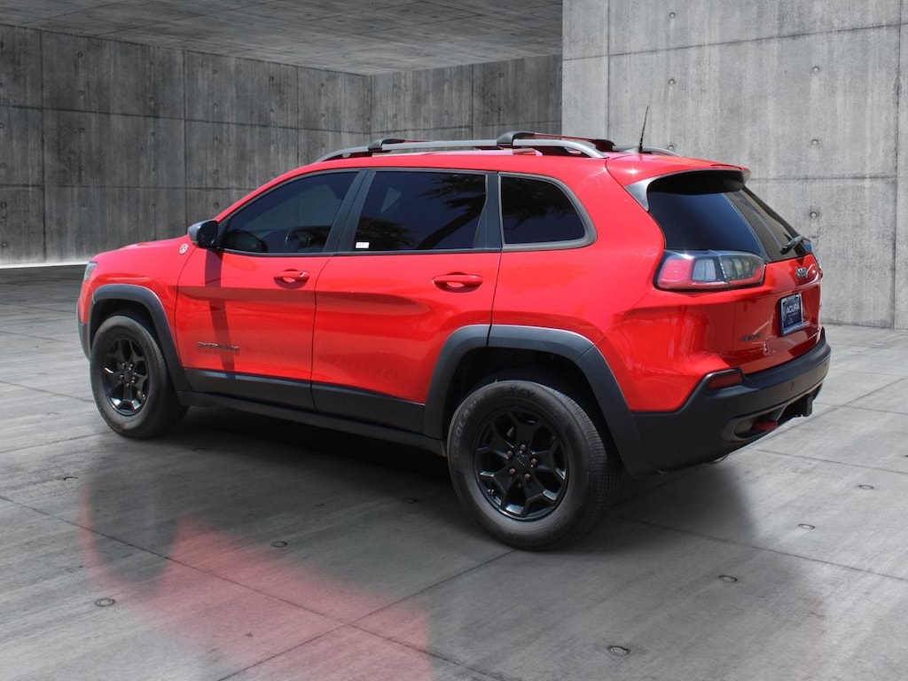 Used 2019 Jeep Cherokee Trailhawk SUV