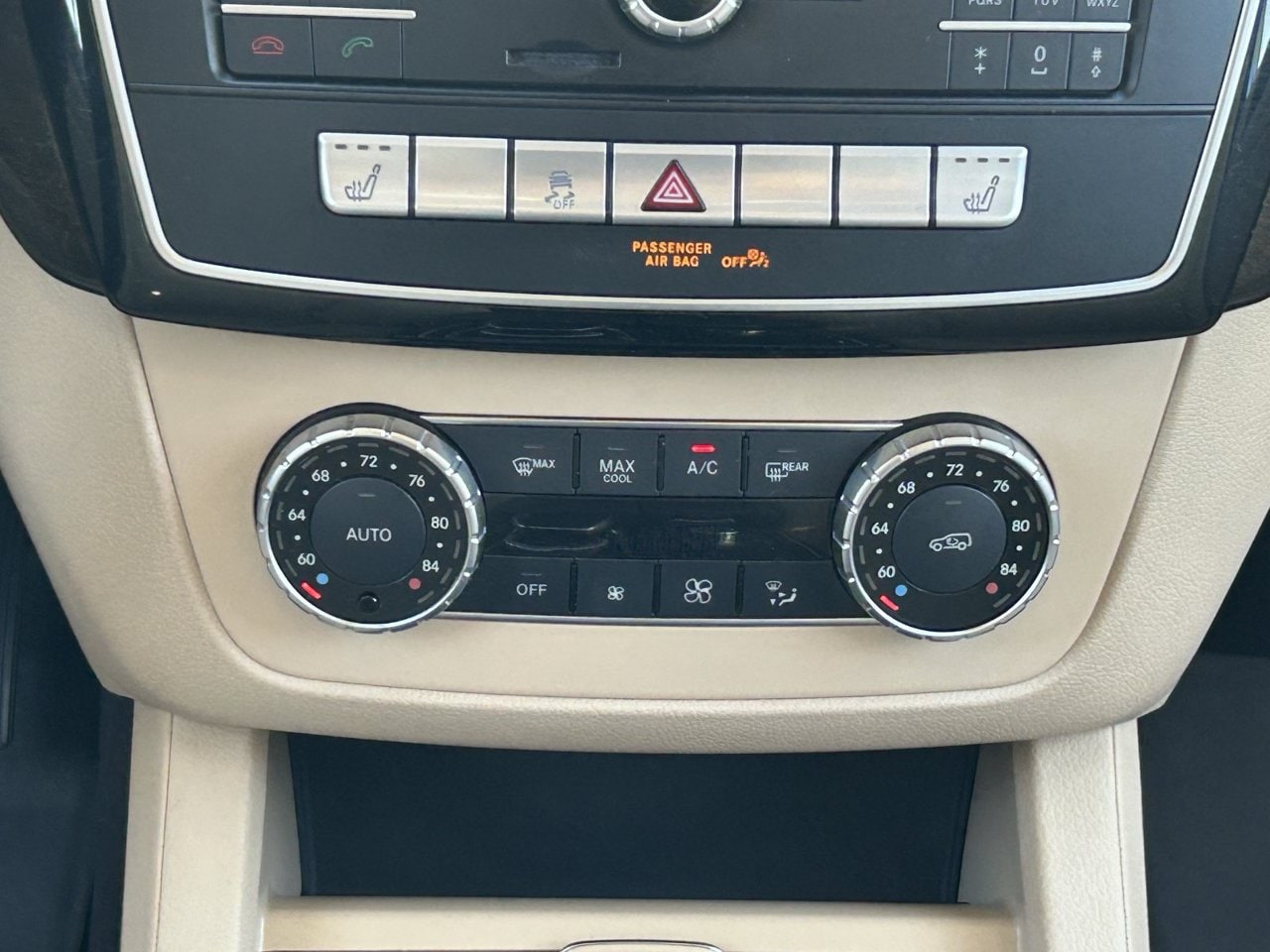Used 2018 Lunar Blue Metallic Mercedes-Benz GLE 350 4maticÂ® image 22