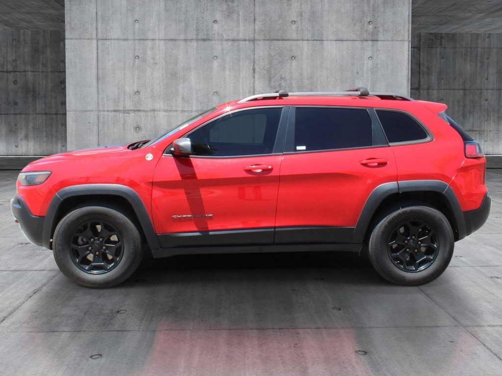 Used 2019 Jeep Cherokee Trailhawk SUV
