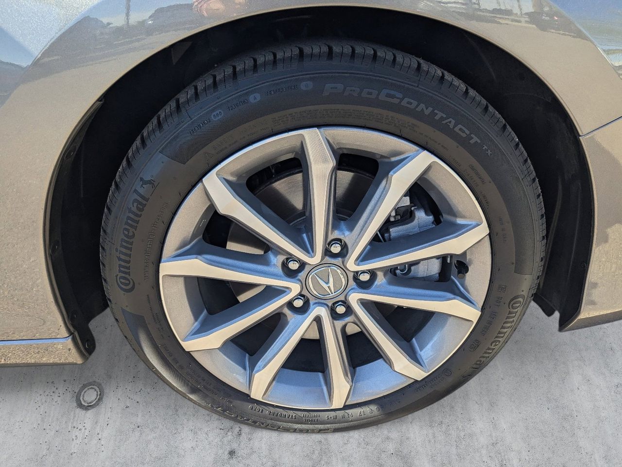 Certified Used 2025 Liquid Carbon Metallic Acura Premium image 9