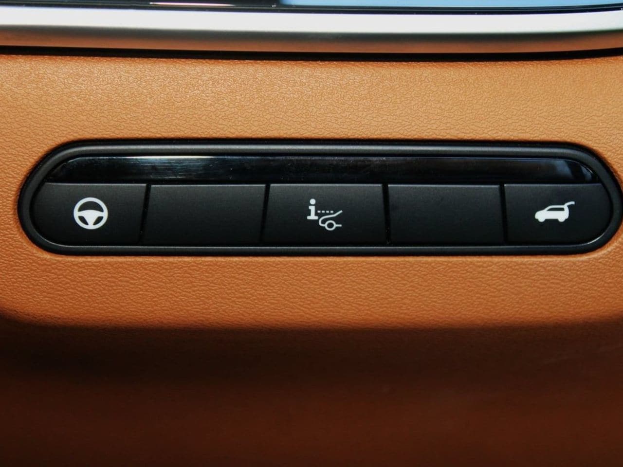 Used 2025 Mineral Black INFINITI Autograph image 35