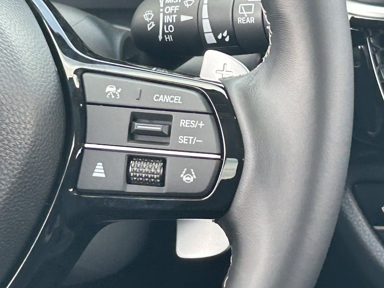 New 2026 Platinum White Pearl Acura Base image 26