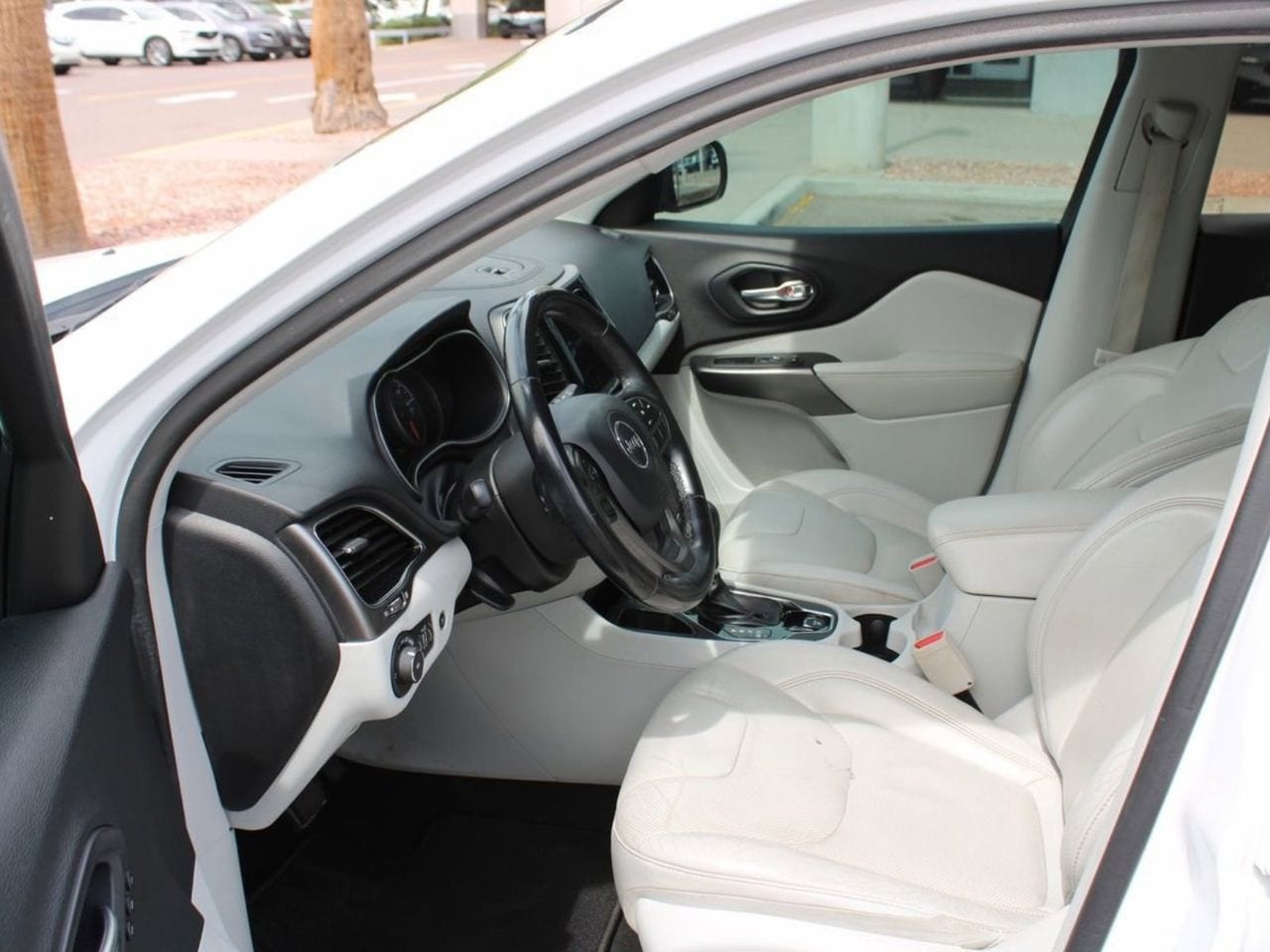 Used 2020 Bright White Clearcoat Jeep Limited image 9