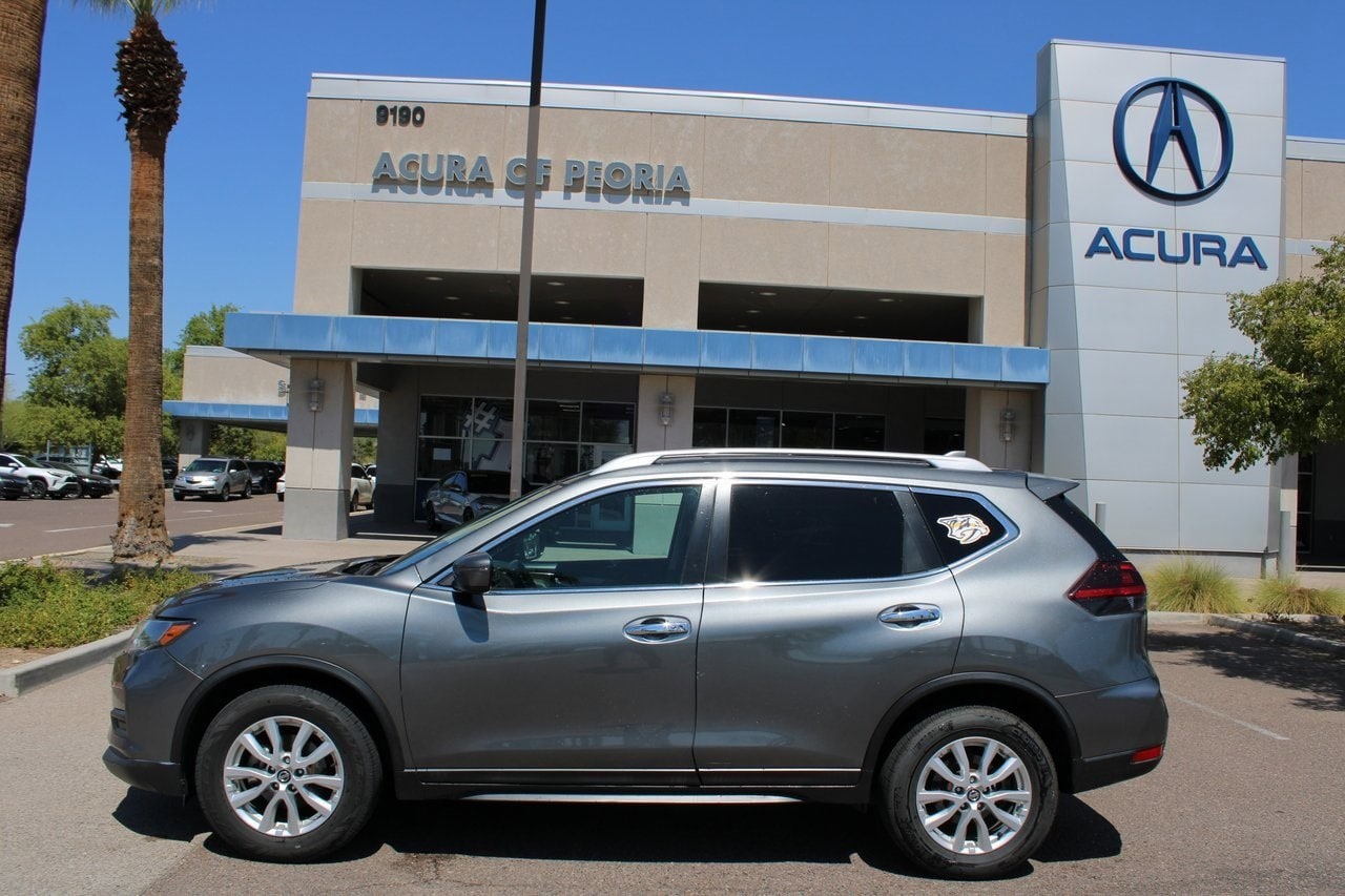 Used 2018 Nissan Rogue SV with VIN 5N1AT2MV5JC707426 for sale in Peoria, AZ