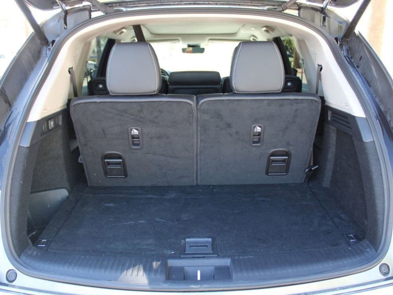 Certified Used 2023 Liquid Carbon Metallic Acura Technology image 12