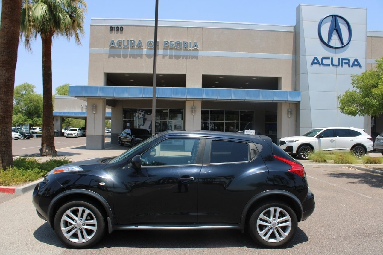 Used 2011 Nissan JUKE SV with VIN JN8AF5MR5BT021554 for sale in Peoria, AZ